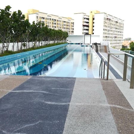 Sunrise View Residence George Town Bagian luar foto